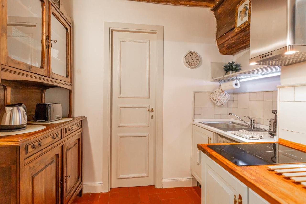 Al Cortile Del Moro Appartement Rome Buitenkant foto
