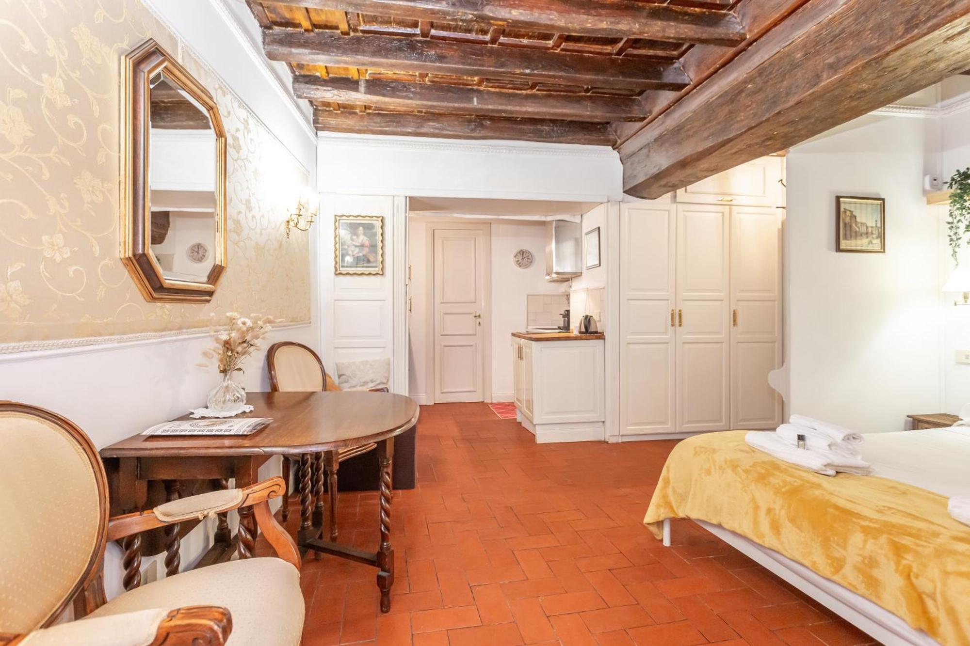 Al Cortile Del Moro Appartement Rome Buitenkant foto