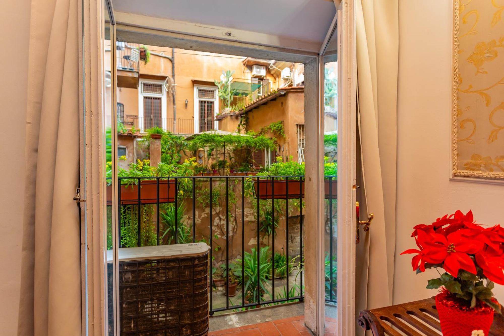 Al Cortile Del Moro Appartement Rome Buitenkant foto