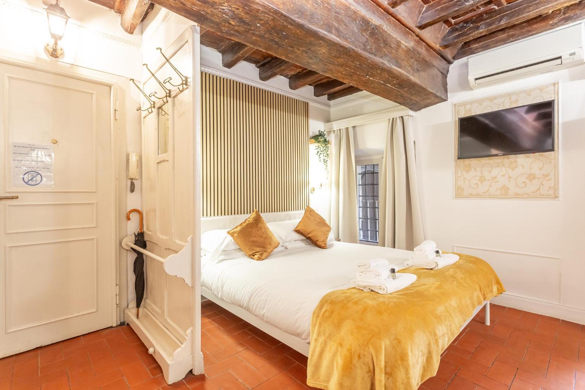 Al Cortile Del Moro Appartement Rome Buitenkant foto